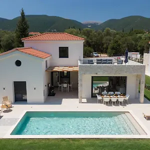  Villa Ionian Trilogy Luxury Greece